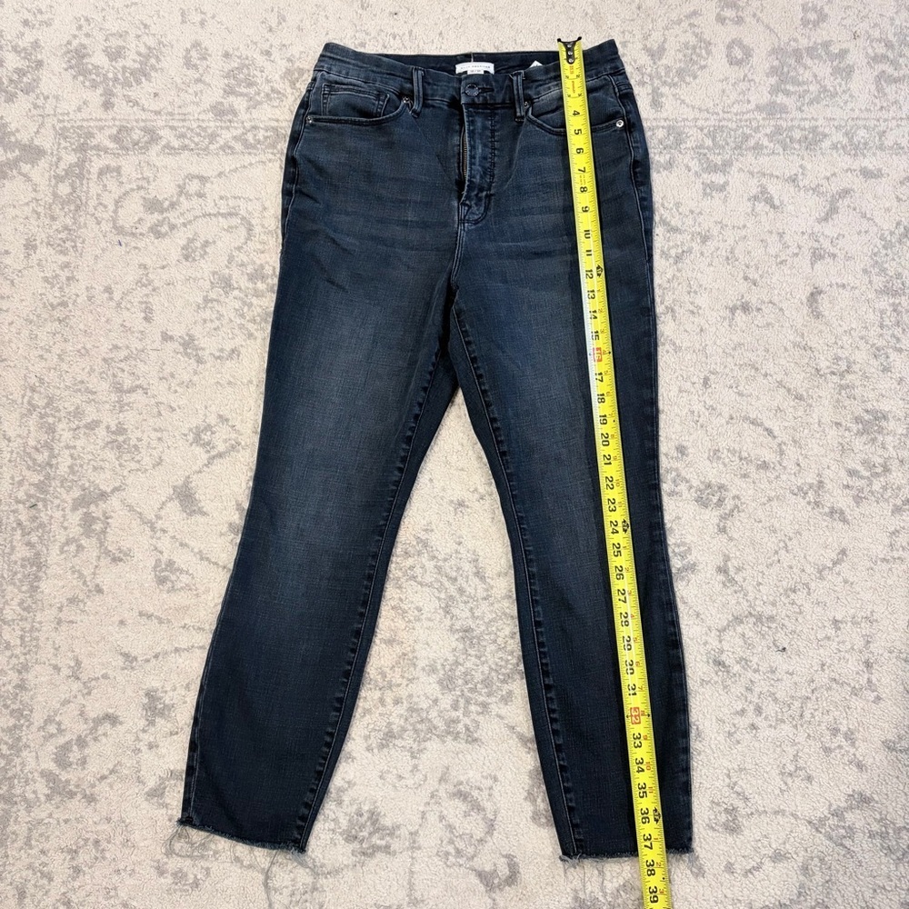 Good American Good Waist Crop Blue631 Raw Hem Jeans 12/31 Ankle - Picture 6 of 10